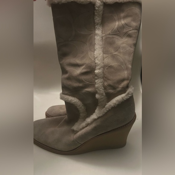 Coach Jordana boots ❤️ - Picture 3 of 7